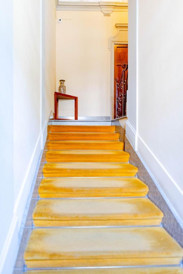 Apartment The Queen By Happyhostorino Turin