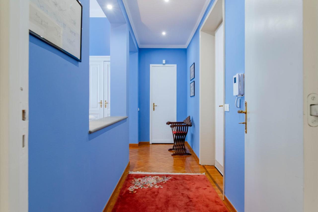 Apartment The Queen By Happyhostorino Turin